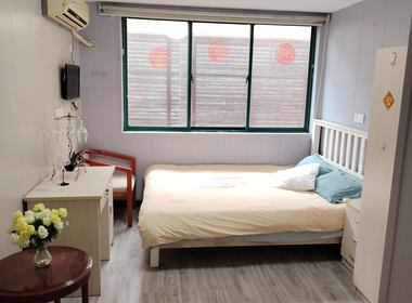 七星公寓 1室0厅1卫