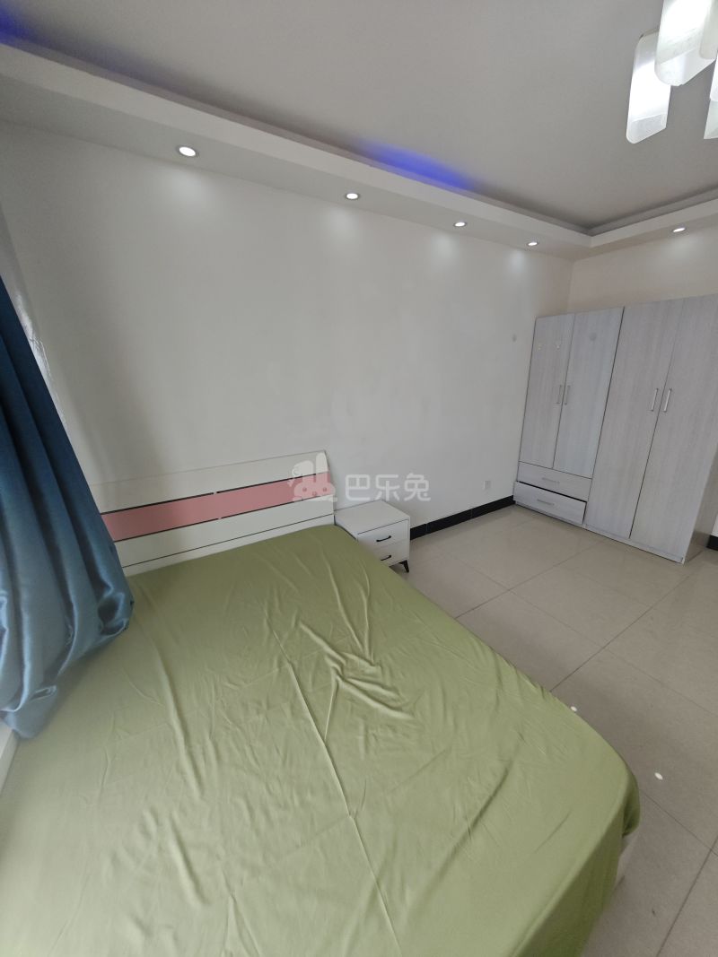 龙沟新苑15340509卧室图4