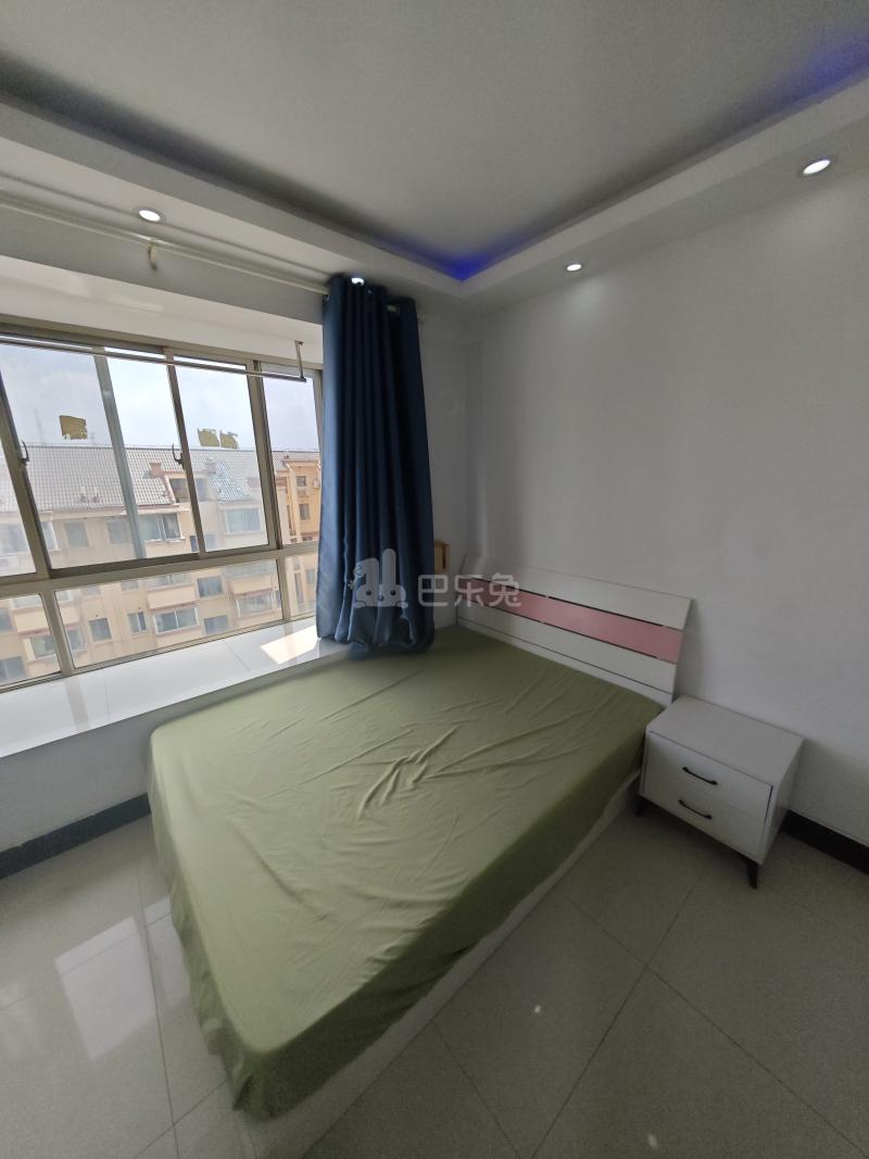 龙沟新苑15340509卧室图3