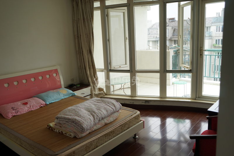 凤城花苑15348022卧室图1