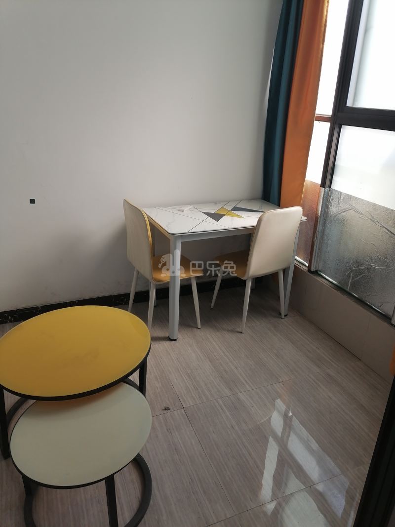 山语原墅1536626客厅图4