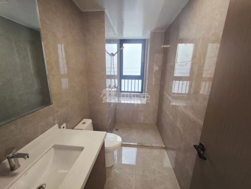 悦城·创城雅苑15379400卫生间图4