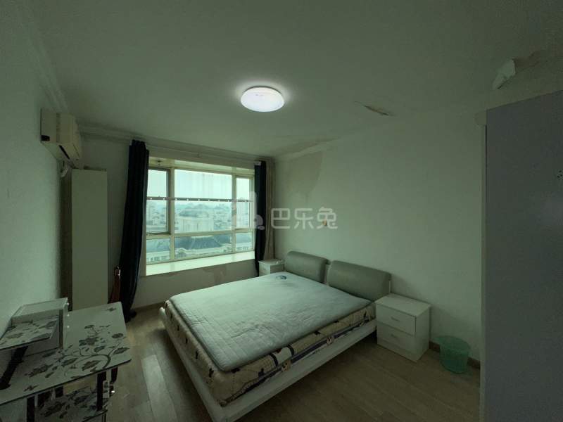 新梅共和城1538149卧室图0