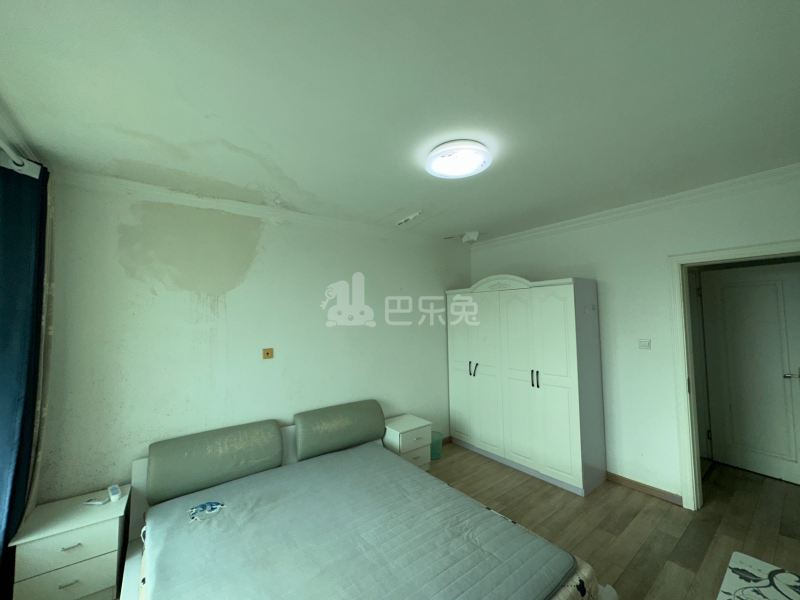 新梅共和城1538149卧室图3