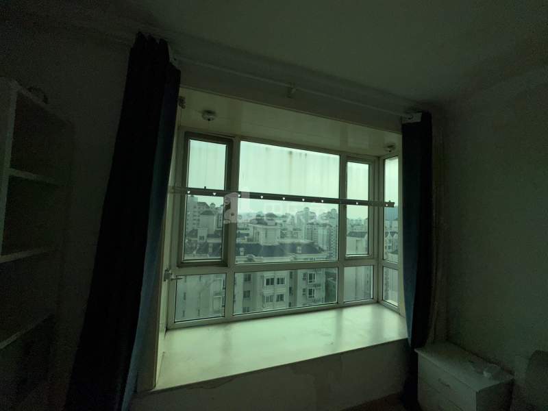 新梅共和城1538149卧室窗户图12