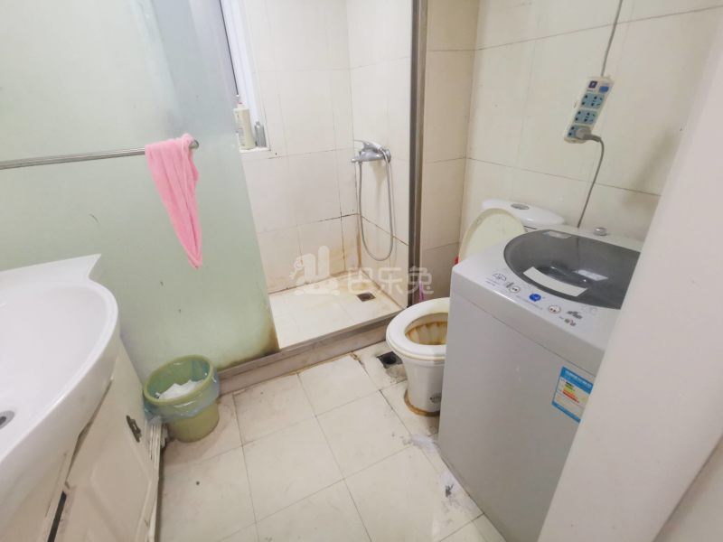 新梅共和城1538149卫生间图9