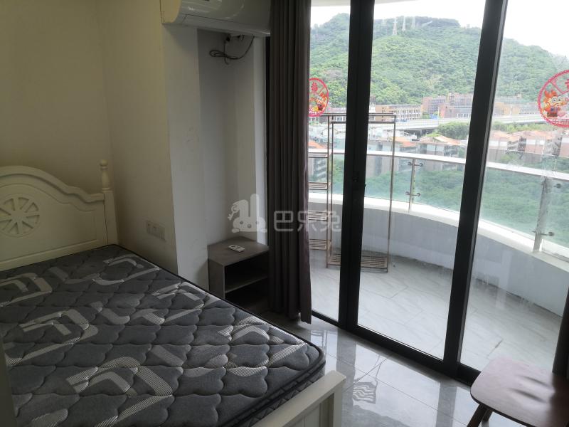 万豪掬月半山15389803卧室图1