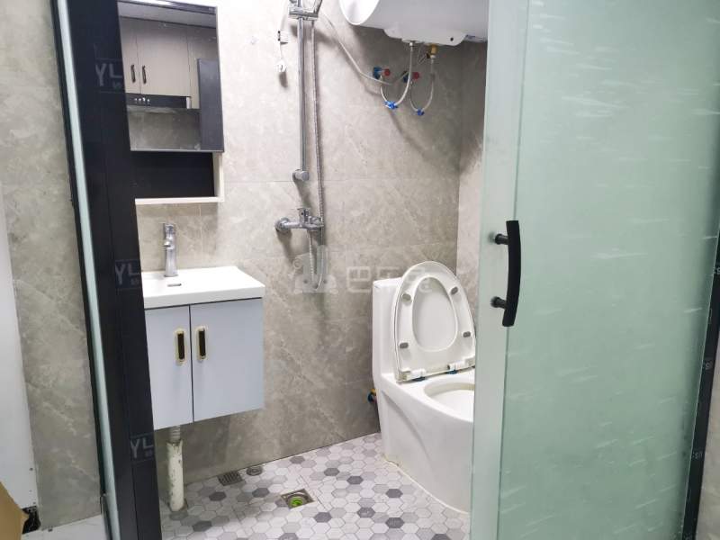 宝安公路88号15407862卫生间图5