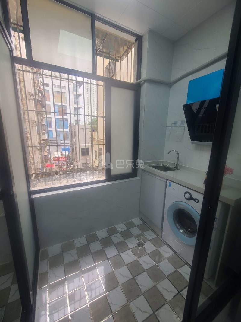 深圳金鸡路9号15423022卧室图2