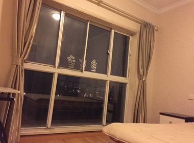 紫藤居 1室0厅0卫