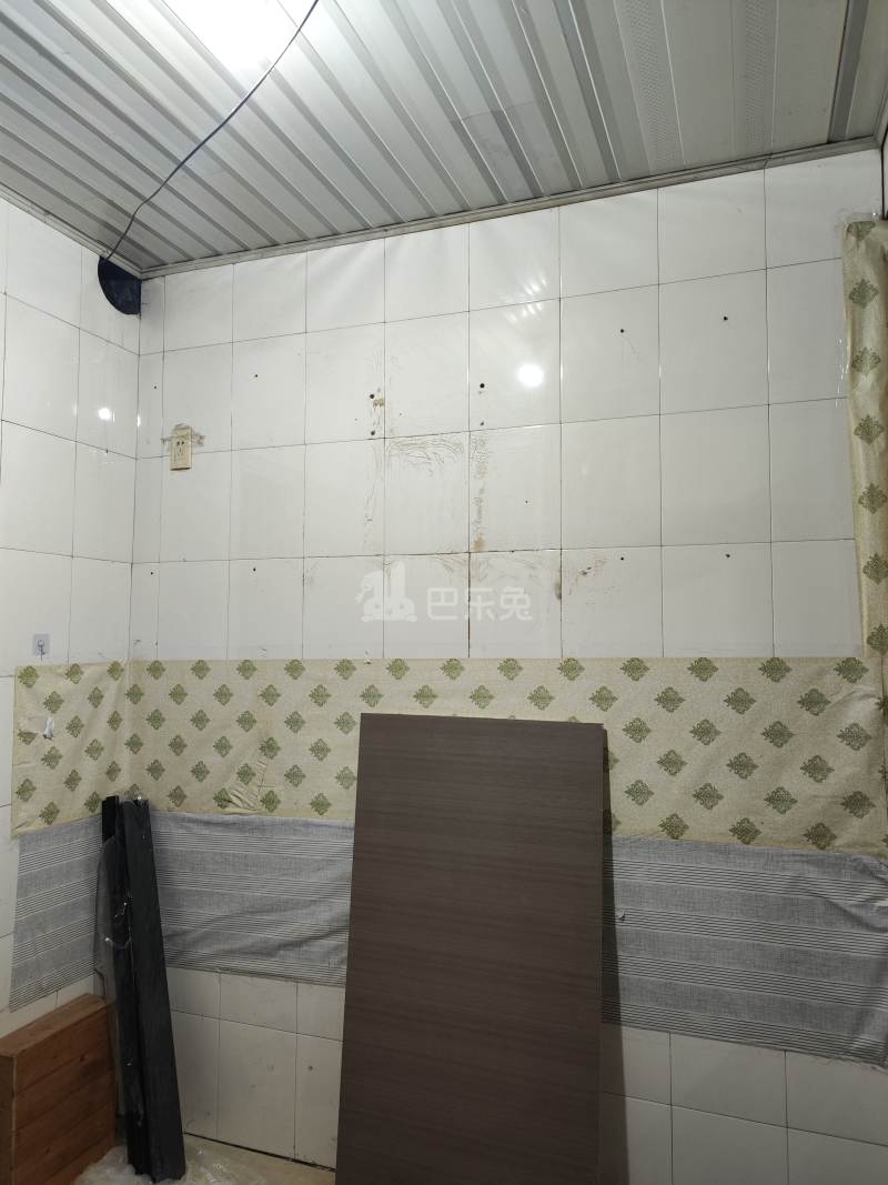 格畈家园南苑15444330卧室图0