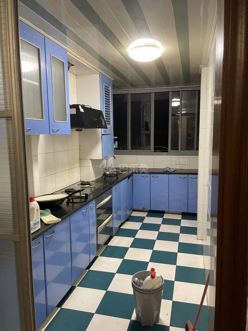 浦发绿城西泰林路901弄15444335卧室图1