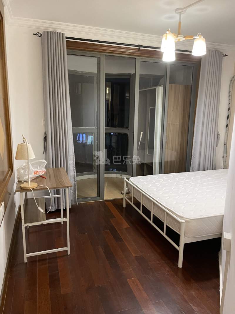 浦发绿城西泰林路901弄15444335卧室图2