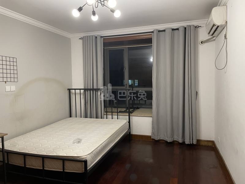 浦发绿城西泰林路901弄15444335卧室图3