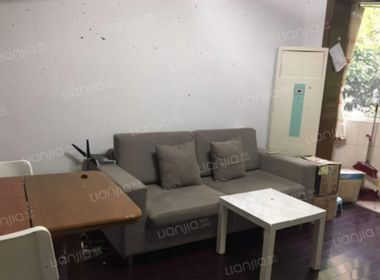 鼎达公寓 1室1厅0卫