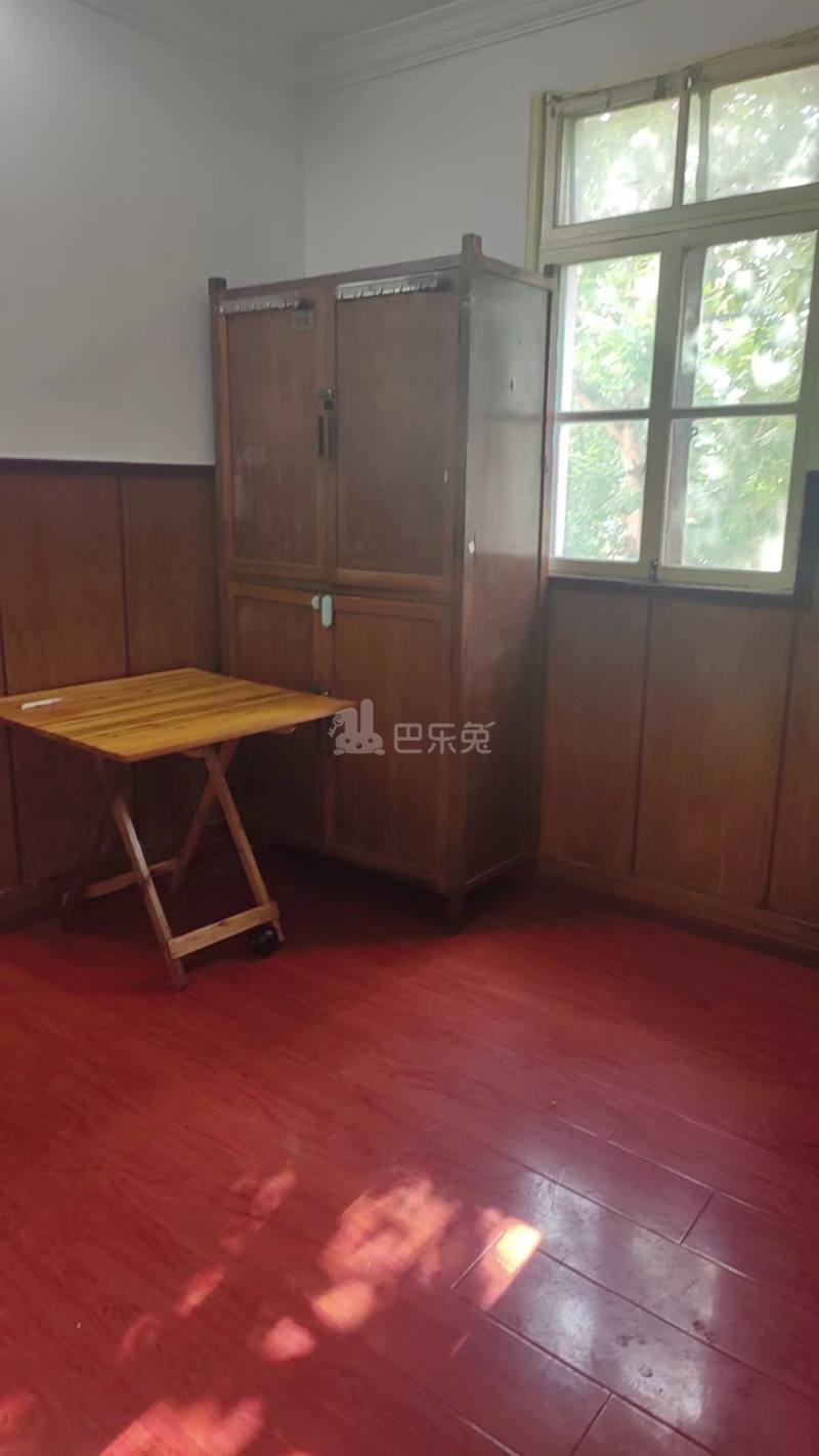 同泰北路401弄小区15469792卧室图7