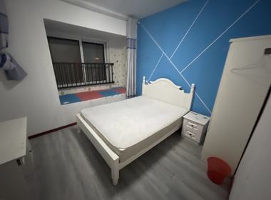 绿地象屿德馨嘉苑（苏河公园） 3室1厅1卫