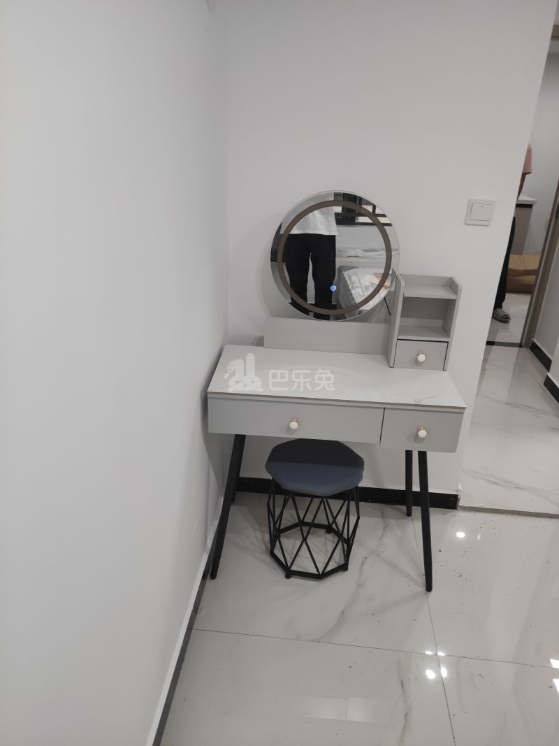 长岳王马府15494623卧室图2