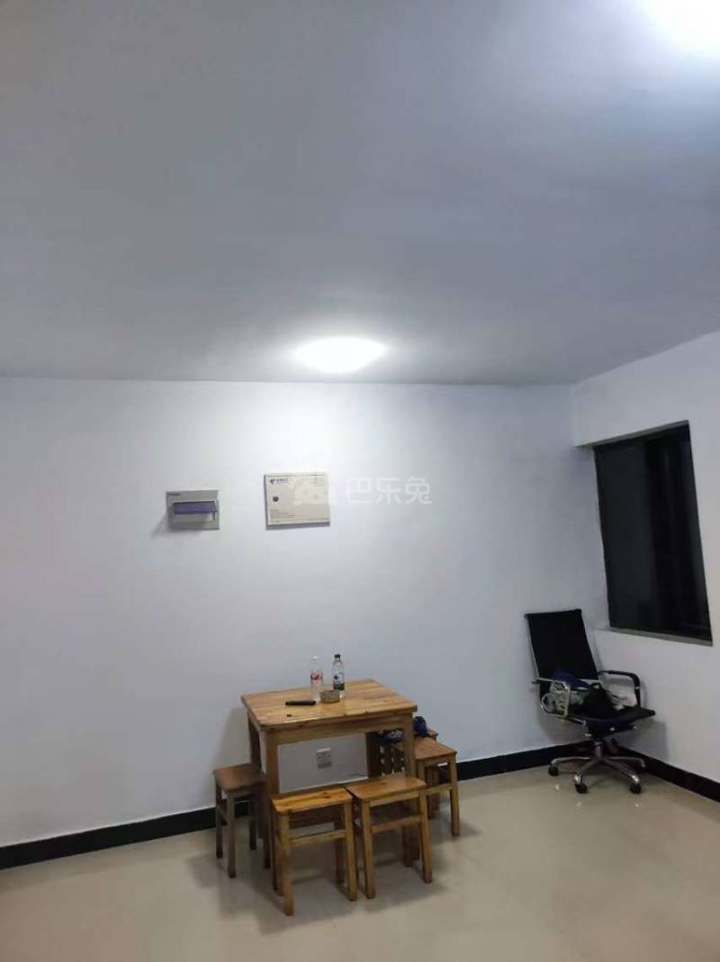 临东家园15519927卧室图0