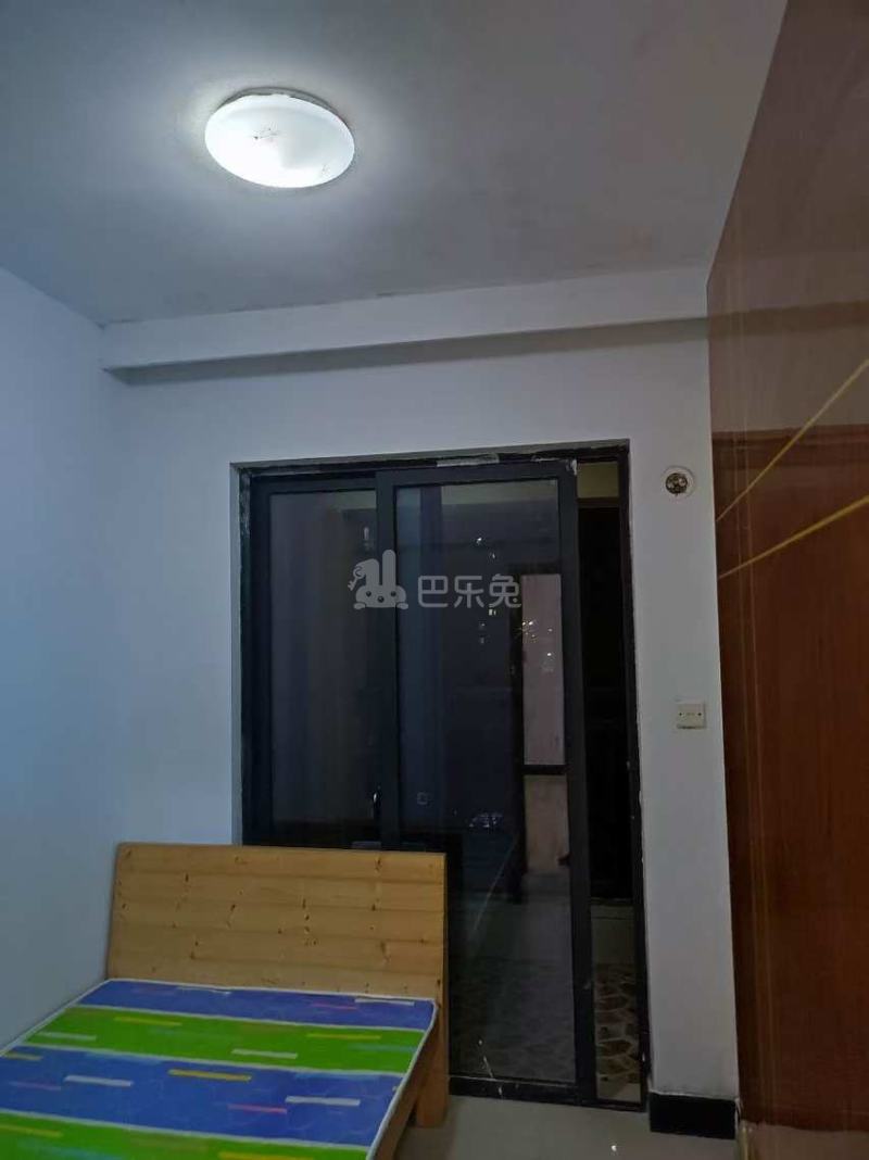 临东家园15519927卧室图2