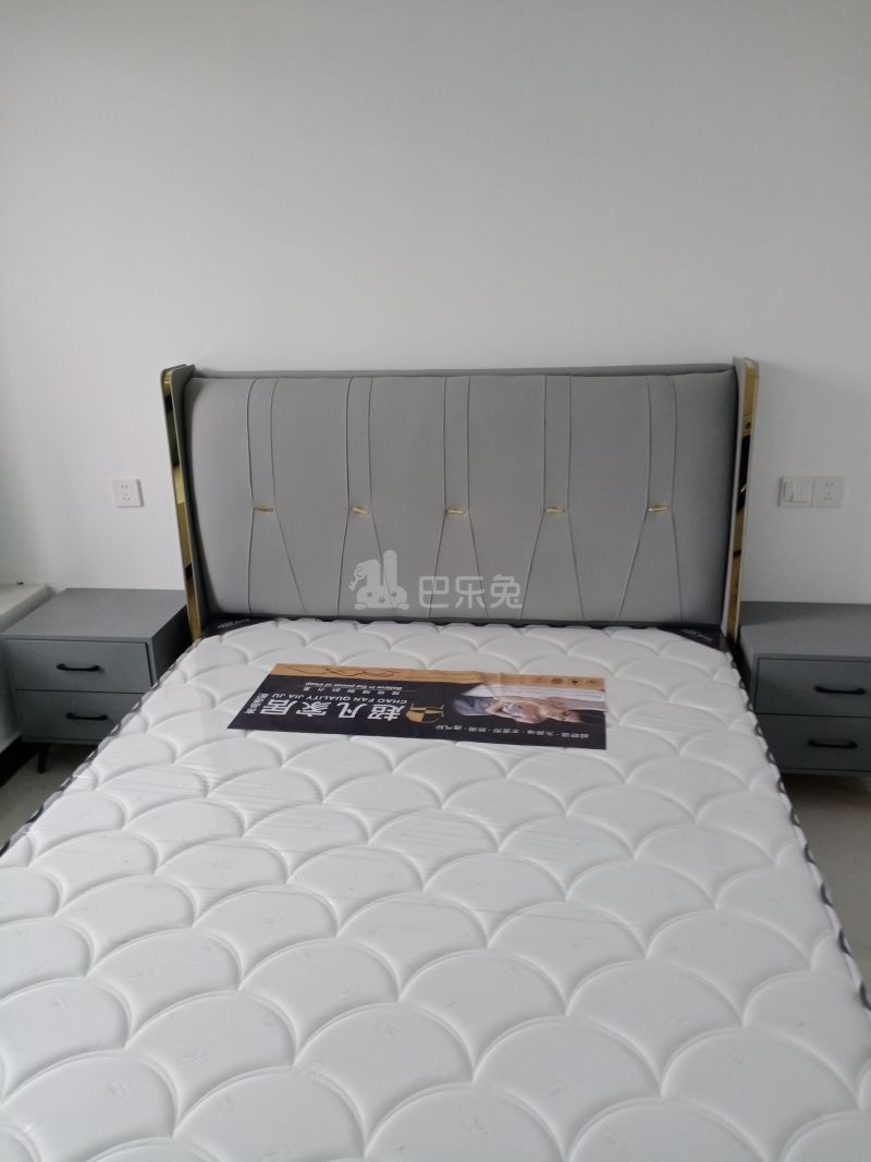 长岳王马府15523792卧室图2