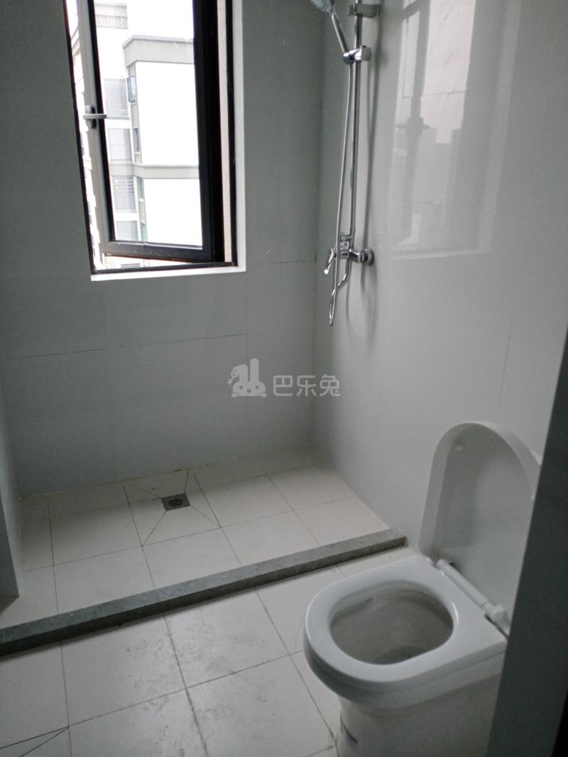 长岳王马府15523792卫生间图4