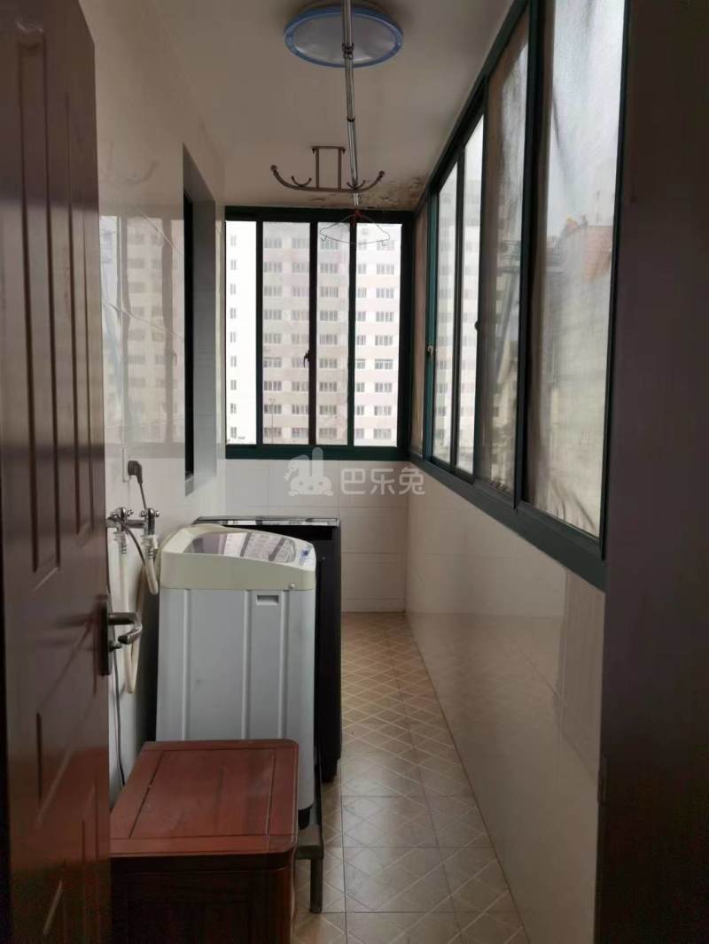 浦东大道651弄小区15524427周边环境图4