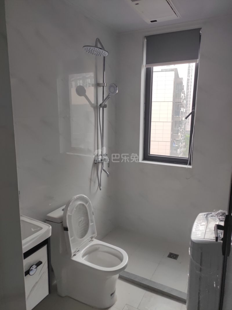 长岳王马府15525985卫生间图4