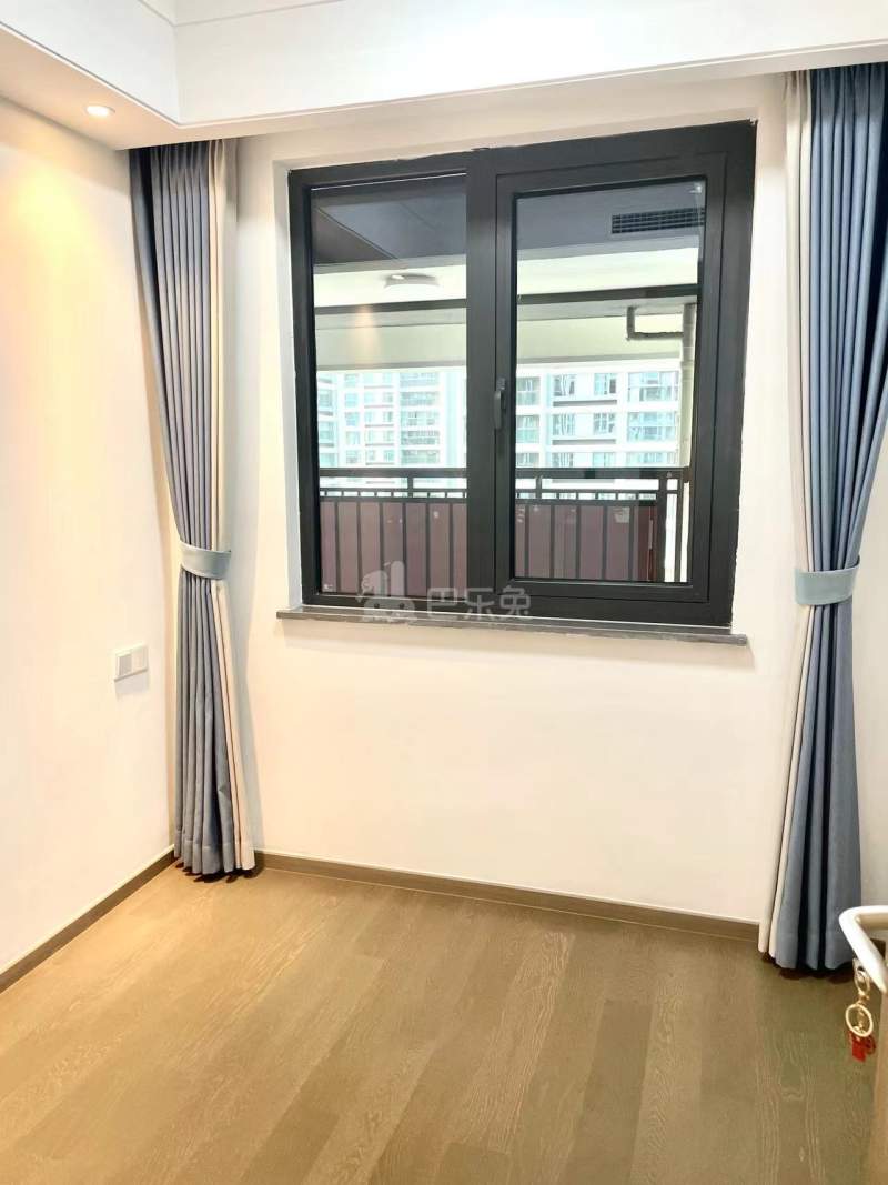 秋月社区（桂花西路）15589420卧室图2