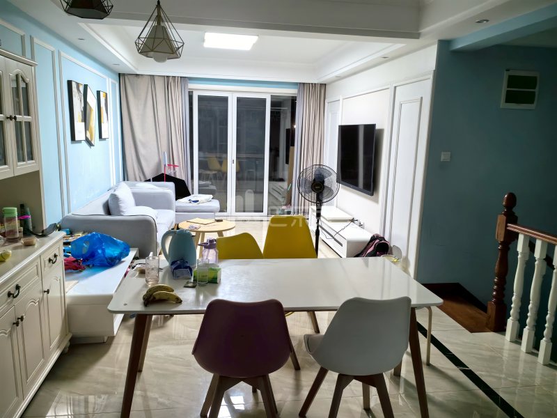 融创富春壹号院15590733卧室图0