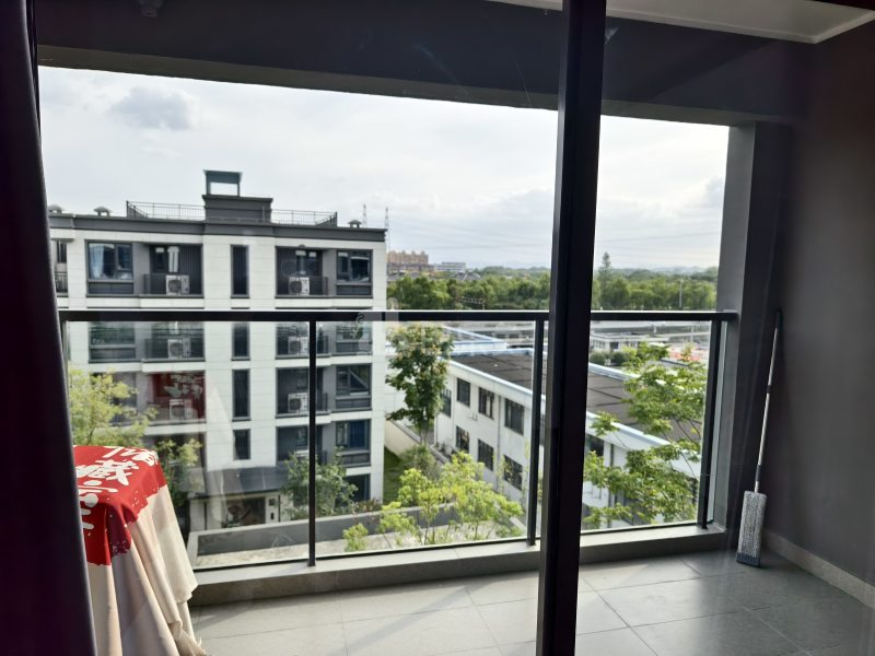 西房万科良语久园15592565卧室图0