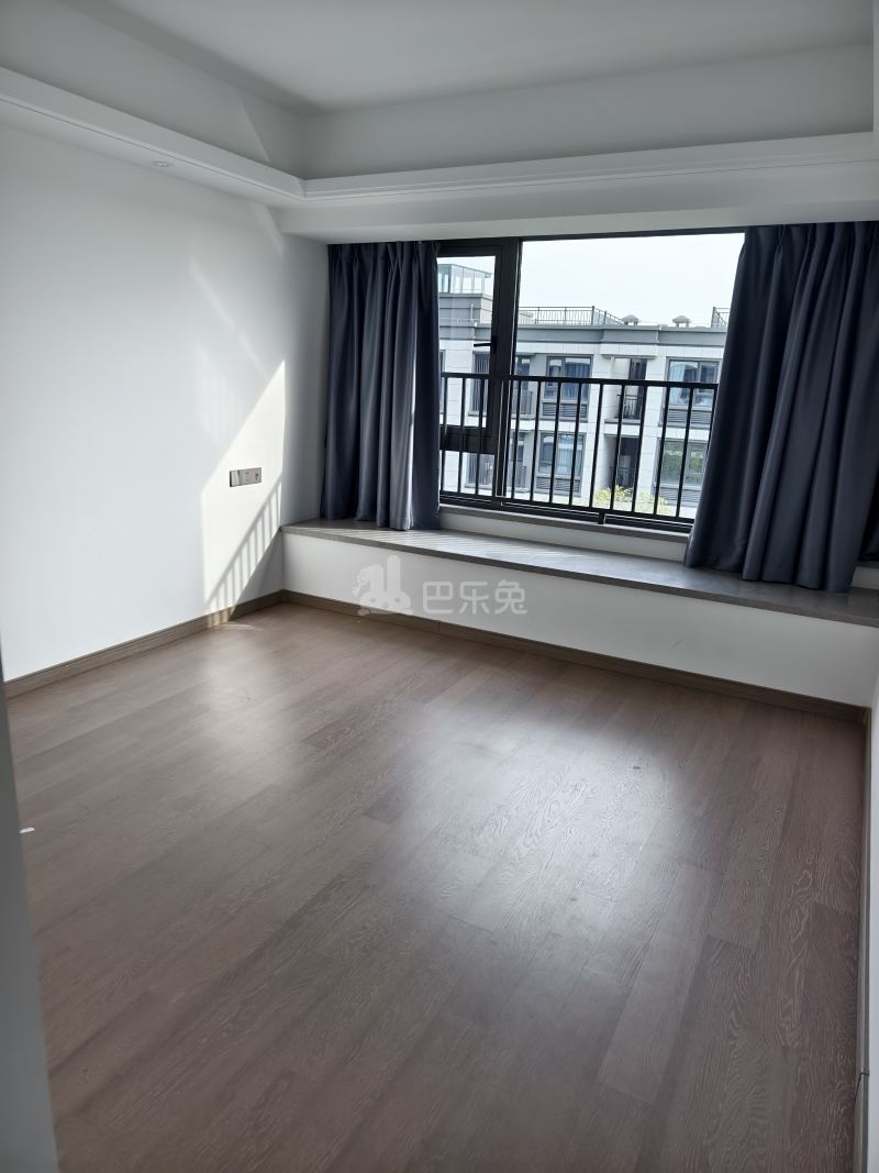 西房万科良语久园15592565卧室图3