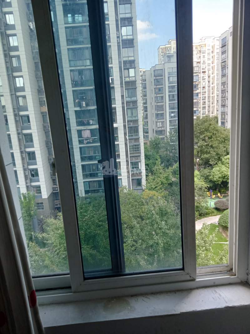 明月嘉苑三区15593257卧室窗户图23