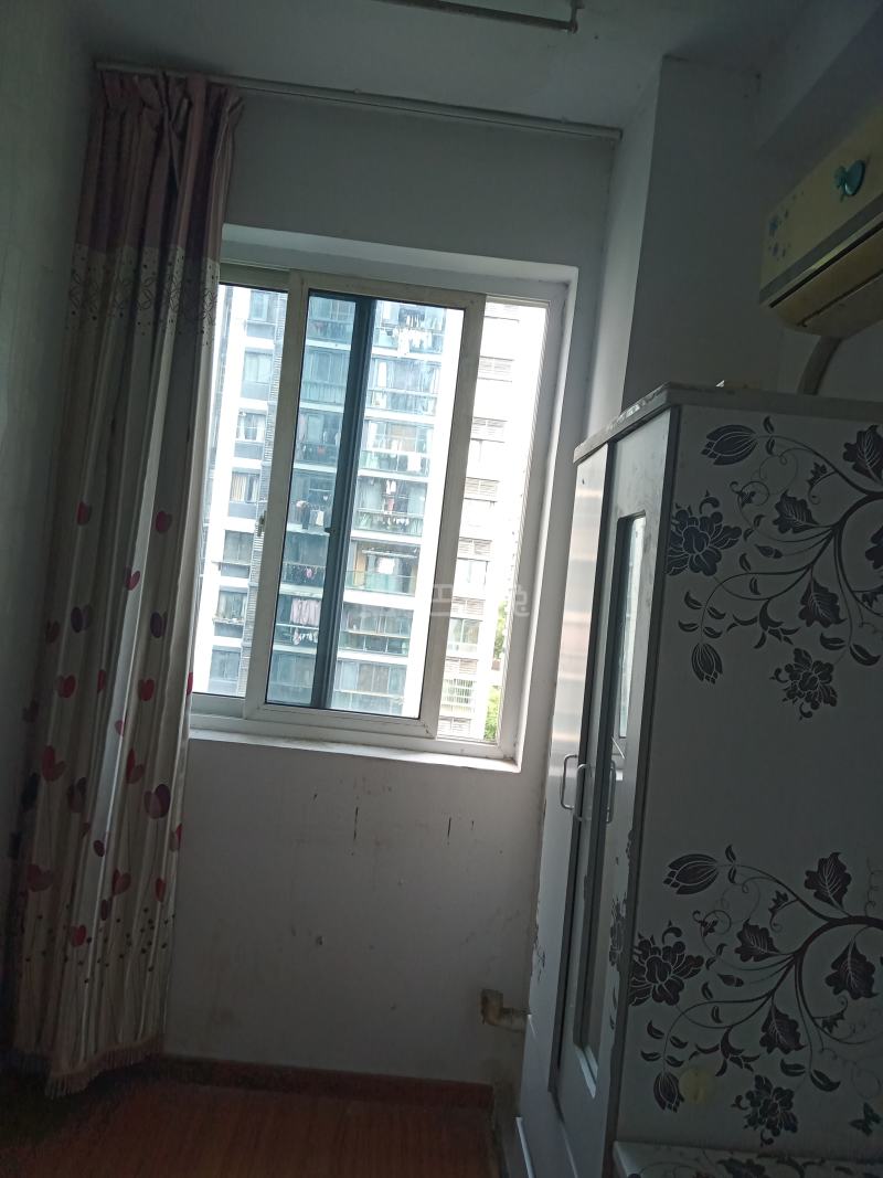 明月嘉苑三区15593257卧室图1