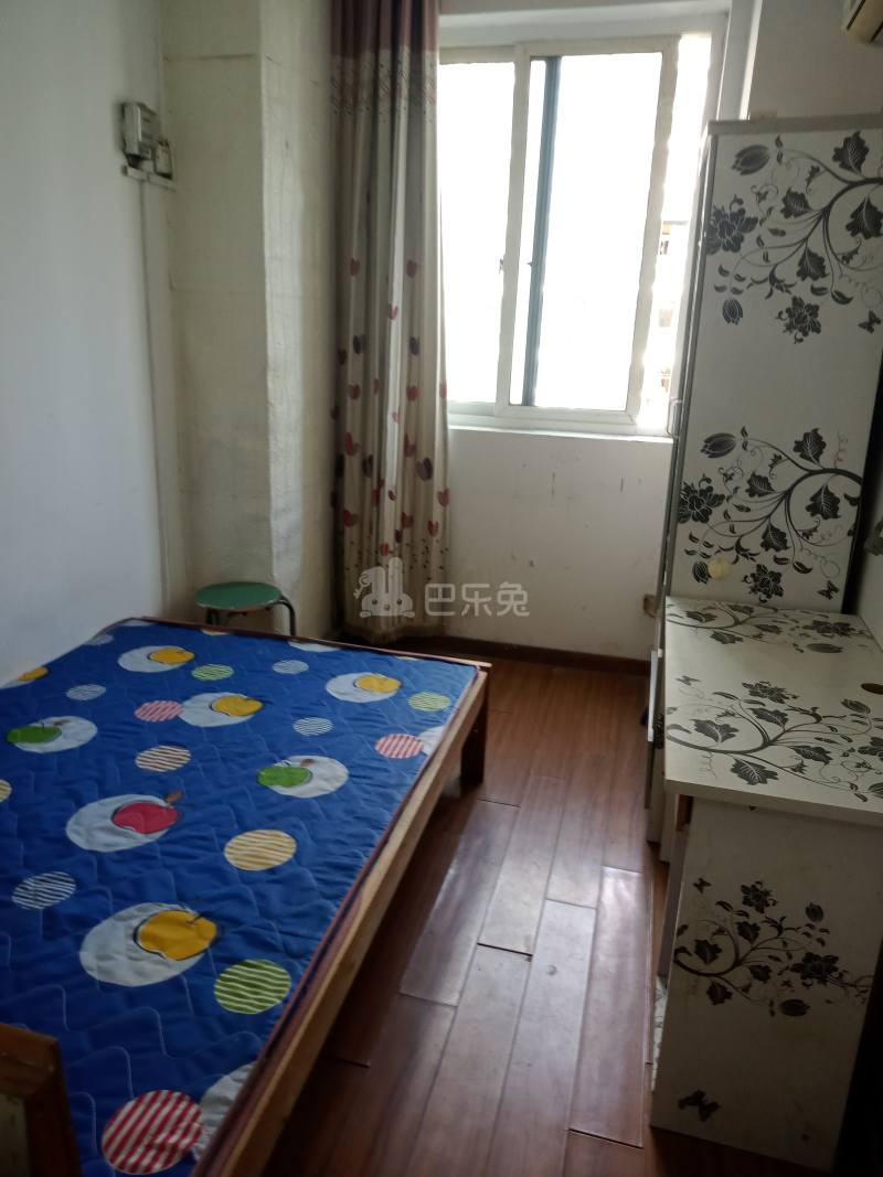 明月嘉苑三区15593257卧室图4