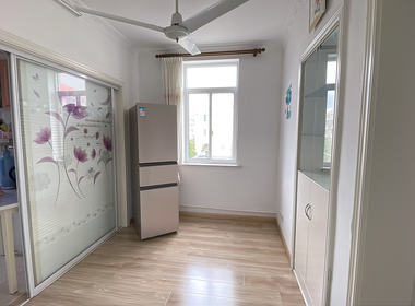 沪东新村 1室1厅1卫