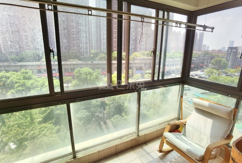 世茂江滨花园峻景湾15593820卧室图9