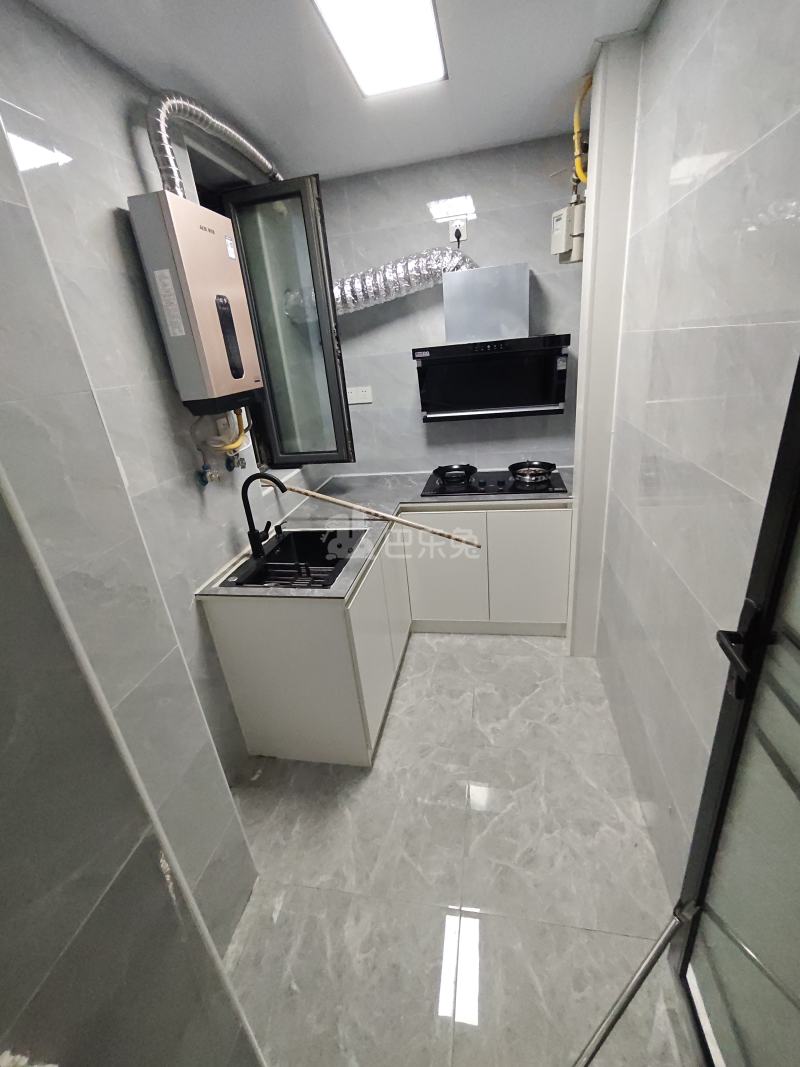 天晋小区15594741厨房图5