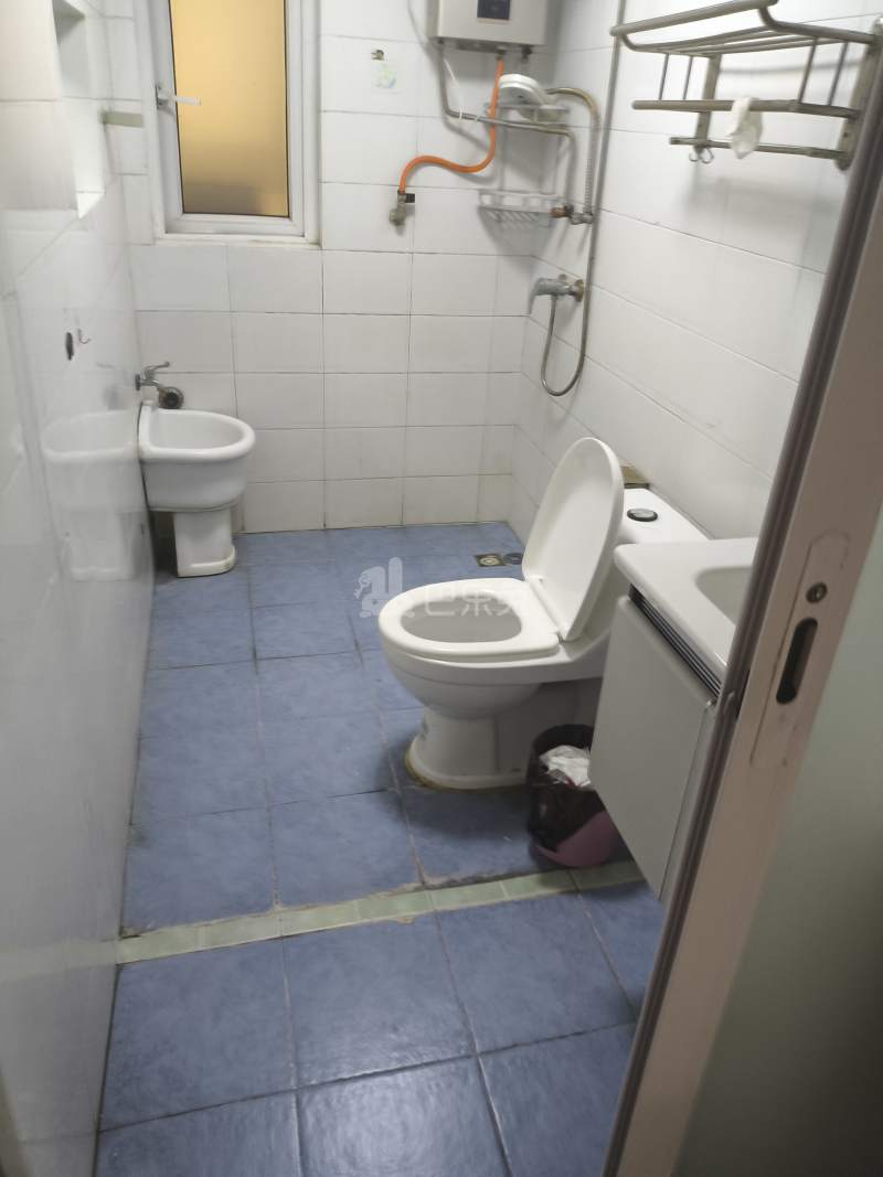 港湾丽都15601921卫生间图4