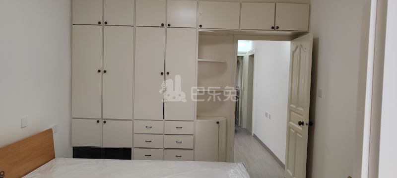 曹杨四村兰花园15605578卧室图0