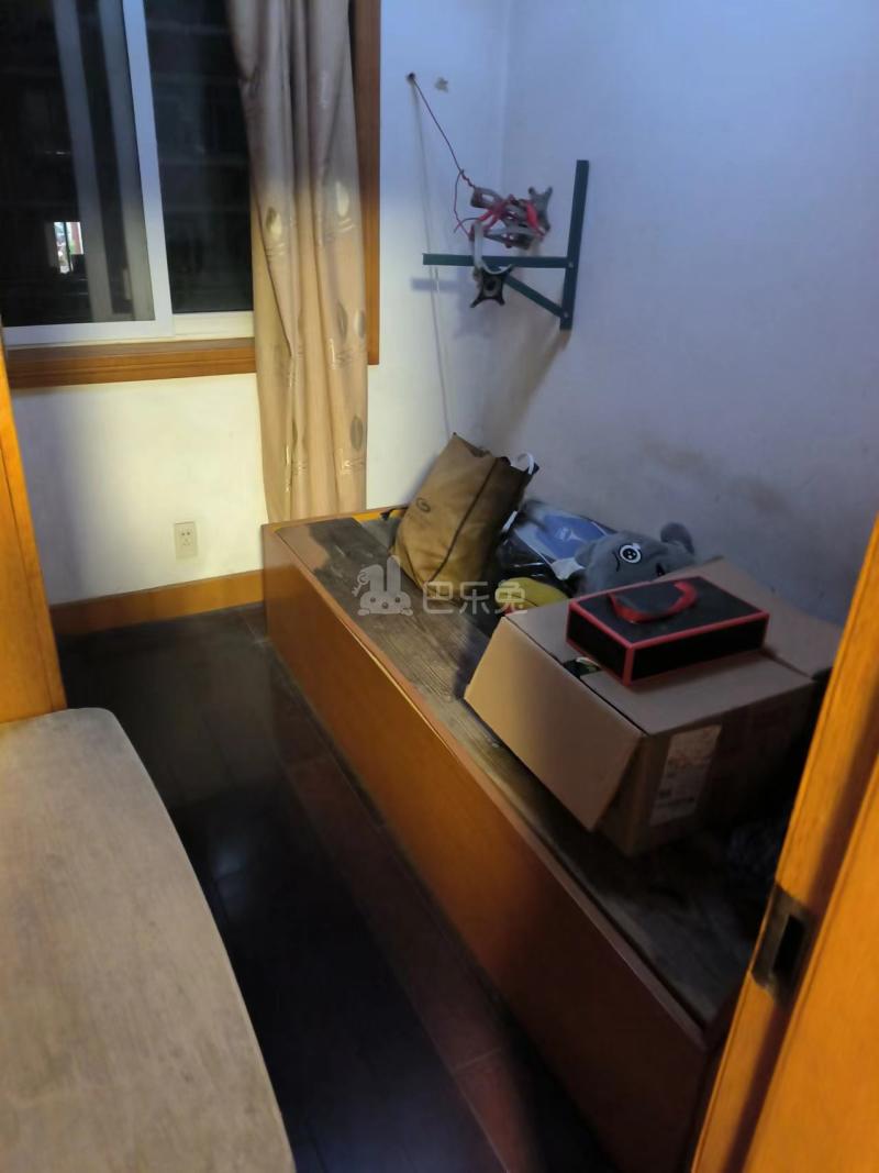 三塘沁园15606189卧室图2