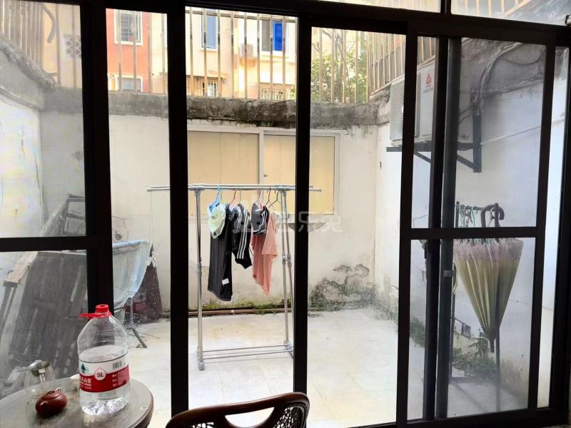 梅园新村（梅一小区）15607036卧室图2