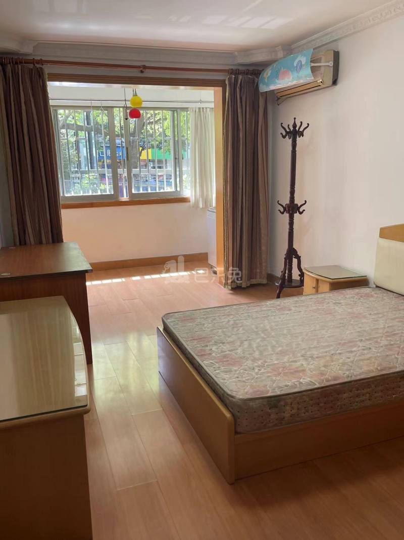 华丰大楼15611466卧室图1