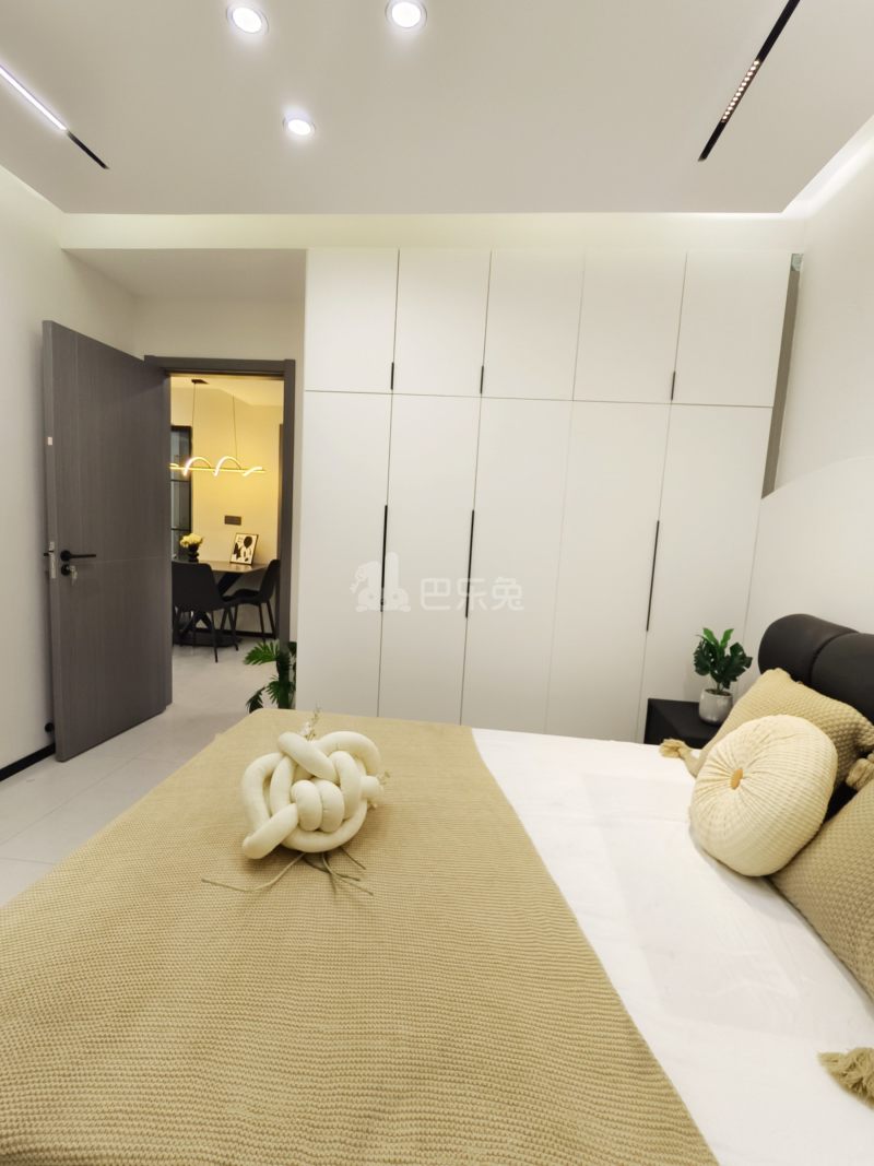 丰瑞南苑15616372卧室图2