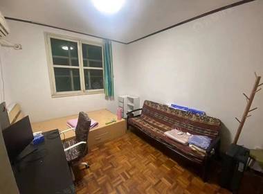 梅陇路394弄小区 0室0厅0卫