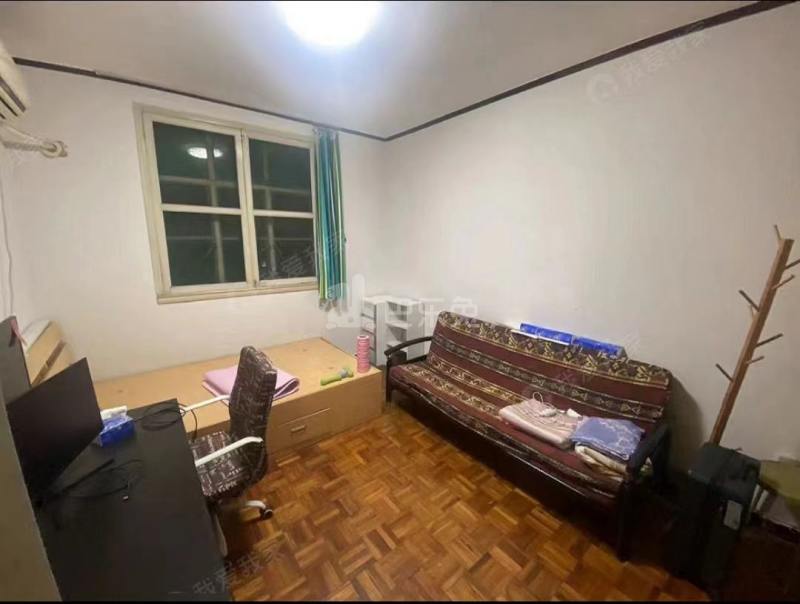 梅陇路394弄小区15628071卧室图0