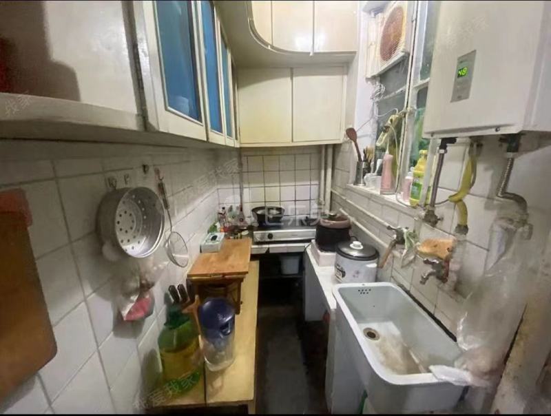 梅陇路394弄小区15628071卧室图1