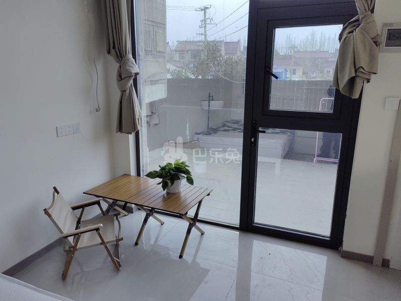 西岑村15631396卧室图4