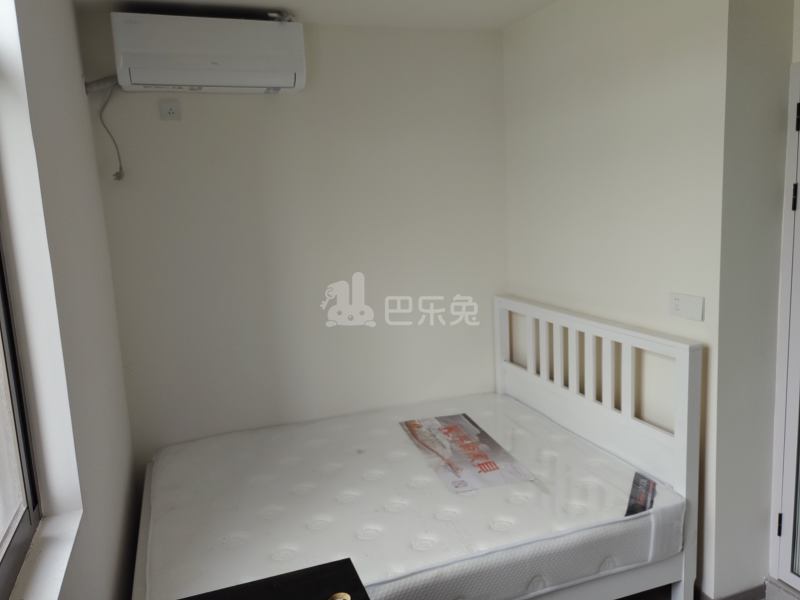 西岑村15631401卧室图1