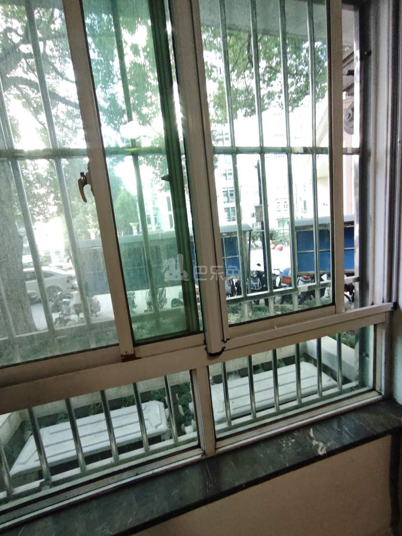 中祥哥德堡15632533卧室窗户图5